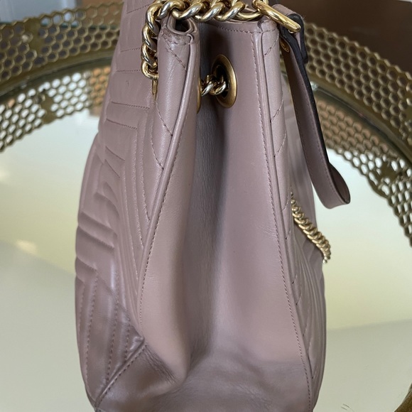 Gucci Marmont Matelasse Leather Tote - Picture 4 of 13